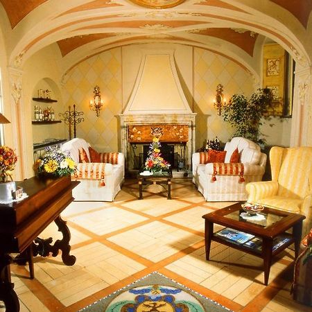 La Contrada Dei Monti Hotel ออร์ตาซันจูลิโอ ภายนอก รูปภาพ