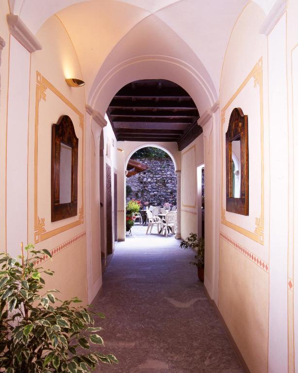 La Contrada Dei Monti Hotel ออร์ตาซันจูลิโอ ภายนอก รูปภาพ