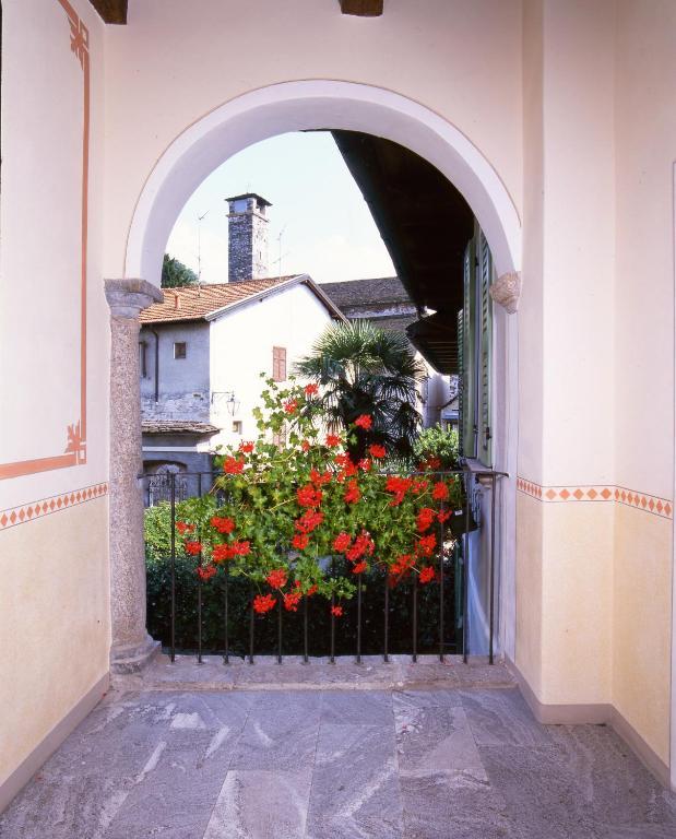 La Contrada Dei Monti Hotel ออร์ตาซันจูลิโอ ภายนอก รูปภาพ