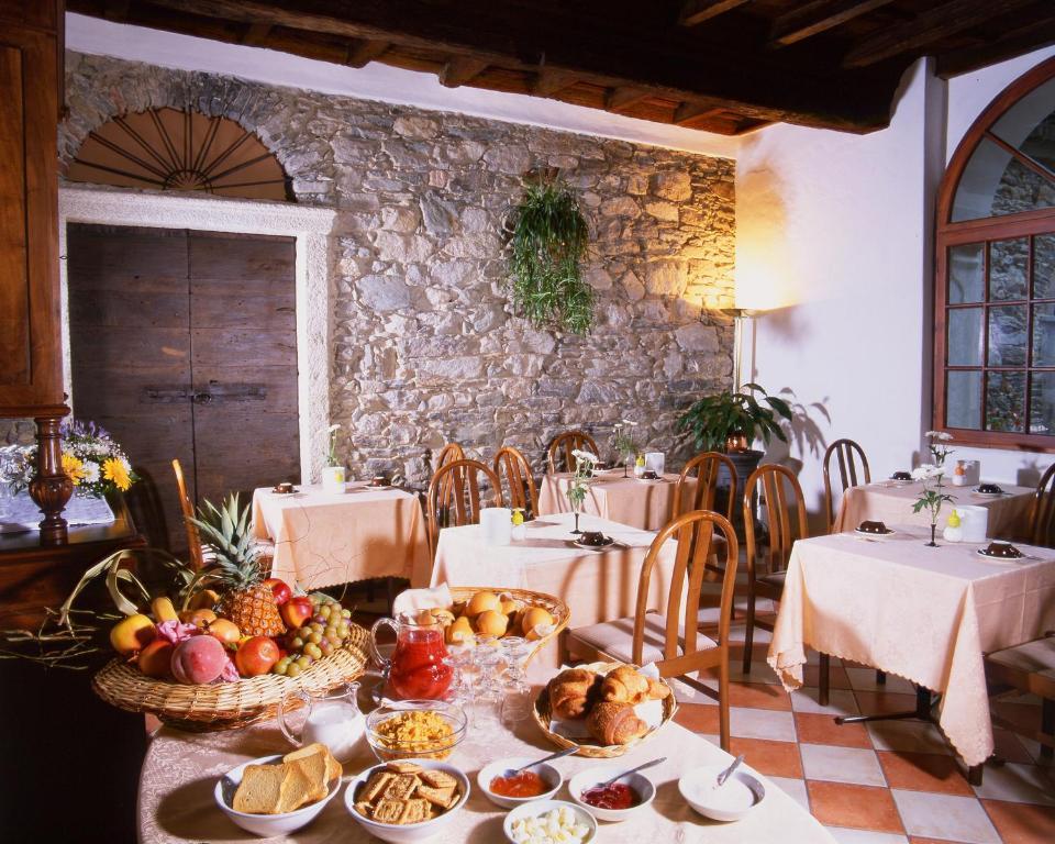 La Contrada Dei Monti Hotel ออร์ตาซันจูลิโอ ภายนอก รูปภาพ