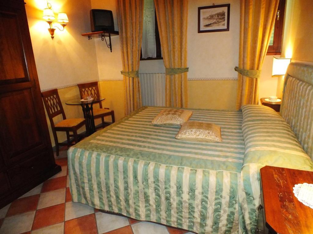 La Contrada Dei Monti Hotel ออร์ตาซันจูลิโอ ภายนอก รูปภาพ